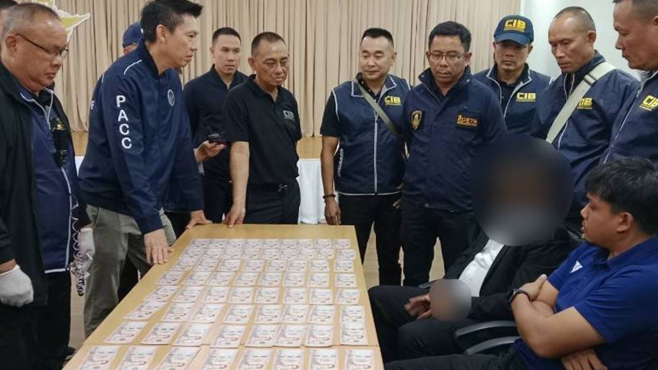 ป.ป.ช. สนธิกำลังเข้าจับกุมบุคคลแอบอ้างเป็นเจ้าหน้าที่ ป.ป.ช. เรียกเงิน 15 ล้านบาท แลกหลุดคดี