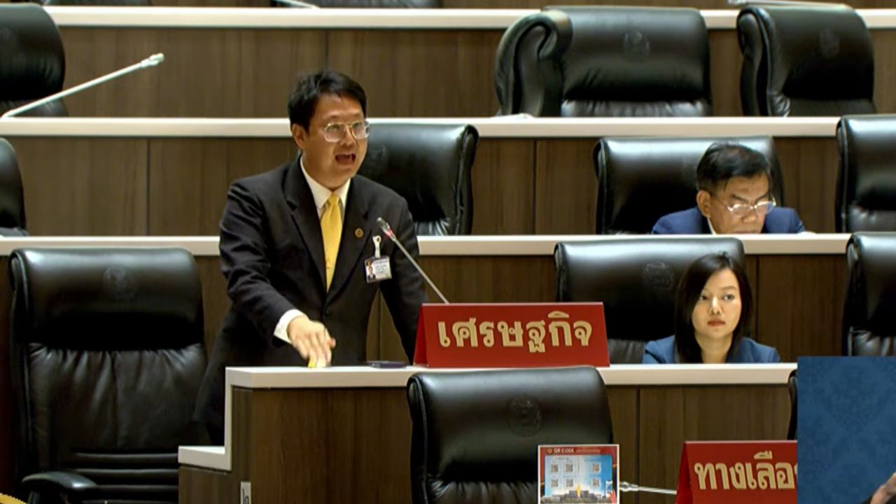 คริส โปตระนันทน์ แนะนายกฯ เปิดนำเข้าน้ำมันจากต่างประเทศ