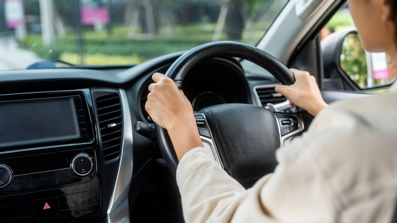 สกนช. แนะนำวิธีขับรถประหยัดน้ำมันสูงสุด 40%