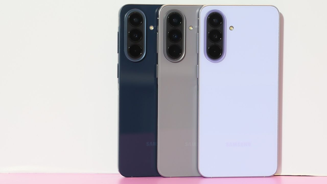 ซัมซุงเปิดตัว Galaxy A57 5G และ A37 5G สมาร์ทโฟนระดับกลางลุยตลาดด้วยกล้อง 4K และหน้าจอ Super AMOLED+