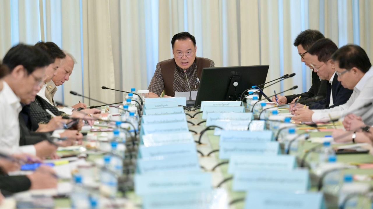 รัฐบาลขนทีมเศรษฐกิจขึ้นเวที “1 เดือน วิกฤตโลก : แผนรับมือไทย ในโลกที่ไม่เหมือนเดิม”