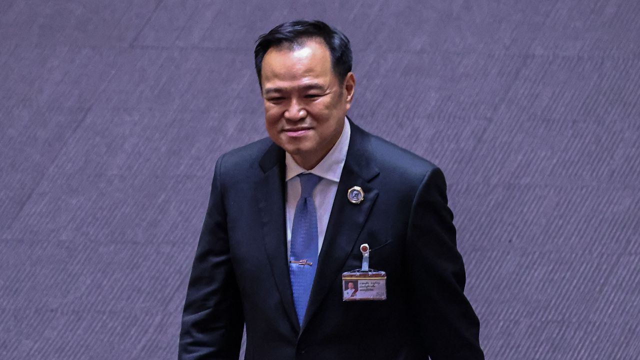 แถลงนโยบายรัฐบาลอนุทิน 2 มีคนละครึ่งพลัส-ทหารอาสา 1 แสนอัตรา แทนเกณฑ์ทหาร