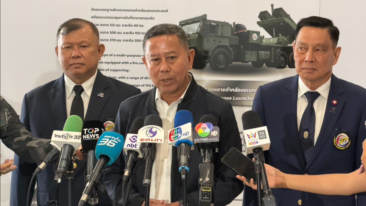 รมว.กลาโหม ตรวจเยี่ยมยุทโธปกรณ์ไทย สั่งยกระดับโดรนสู่มาตรฐานสากล