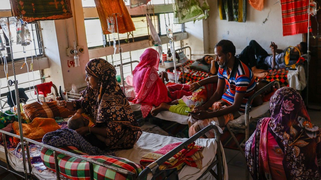 บังกลาเทศเร่งฉีดวัคซีนฉุกเฉิน หลังหัดระบาด ดับกว่า 100 รายในเดือนเดียว