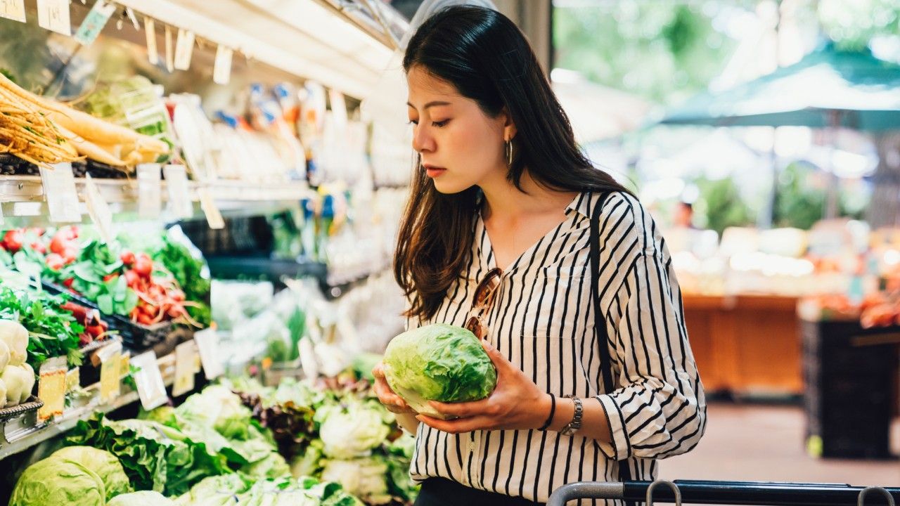 ราคาผักวันนี้ 10 เมษายน 2569 อัปเดตจากตลาดสี่มุมเมือง อยู่ที่กิโลกรัมละเท่าไหร่