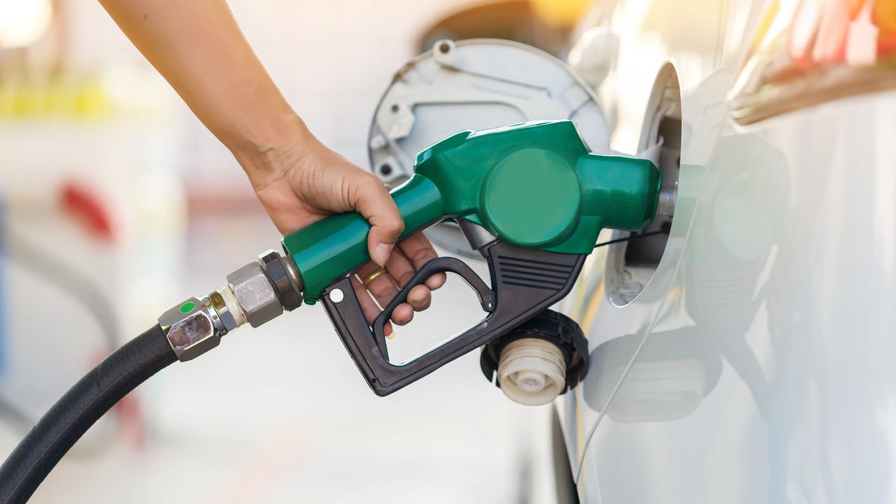 กบน. ปรับลดการอุดหนุนดีเซลเหลือ 6.41 บาท/ลิตร