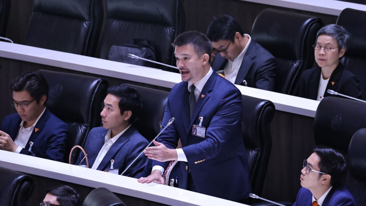 ภัทรพงษ์วิจารณ์รัฐบาลจัดการฝุ่นพิษ PM2.5 ล้มเหลว