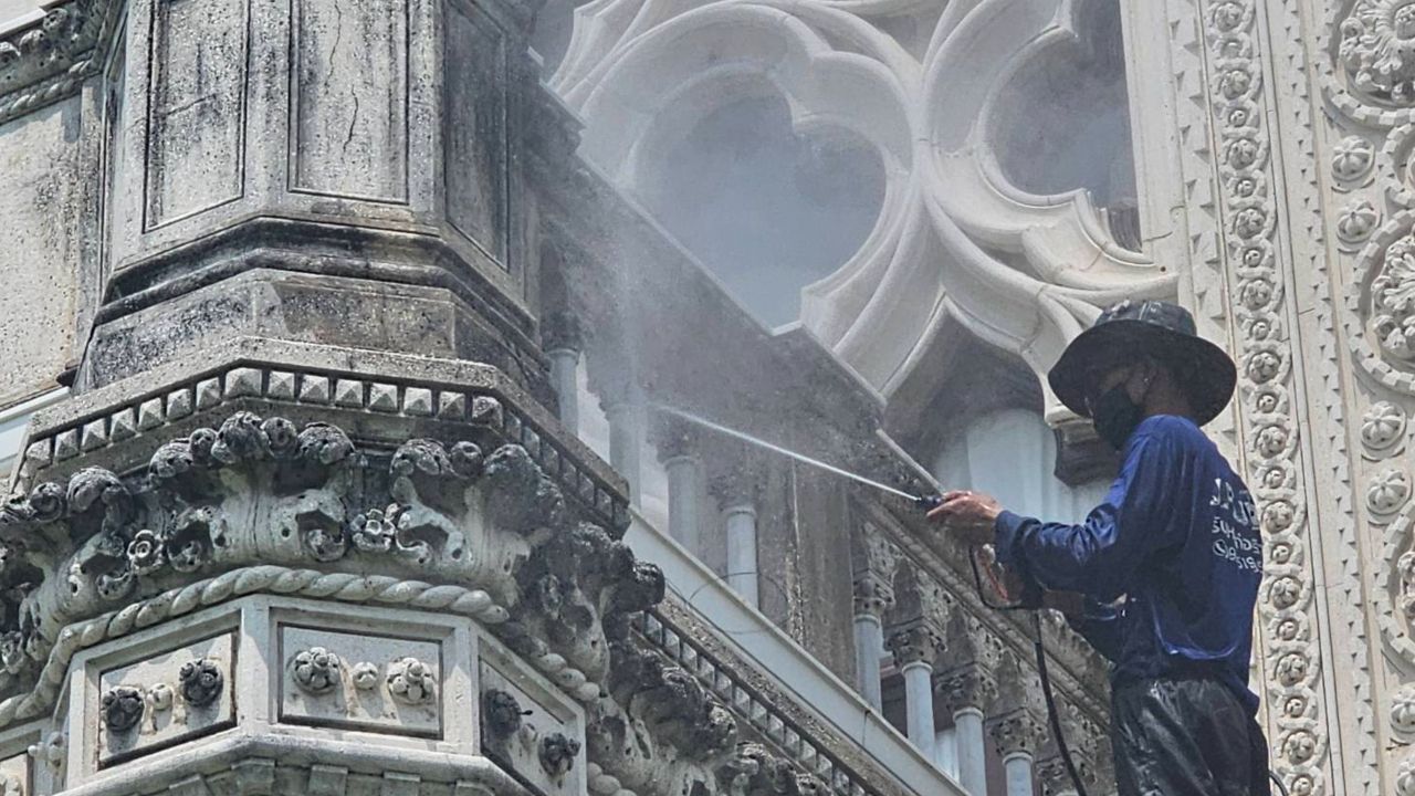 ทำเนียบฯ พร้อมรับครม.ชุดใหม่ ล้างตึกไทยคู่ฟ้า-ปรับปรุงห้องตึกบัญชาการ 1