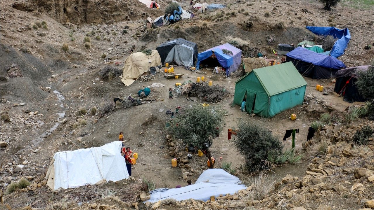 แผ่นดินไหว 5.9 เขย่าอัฟกานิสถาน บ้านถล่มดับ 12 ศพ