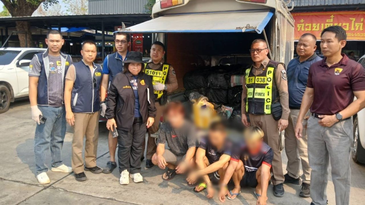 ตำรวจทางหลวงจับวัยรุ่นขนยาบ้า 8 ล้านเม็ด ค่าจ้าง 5 แสน