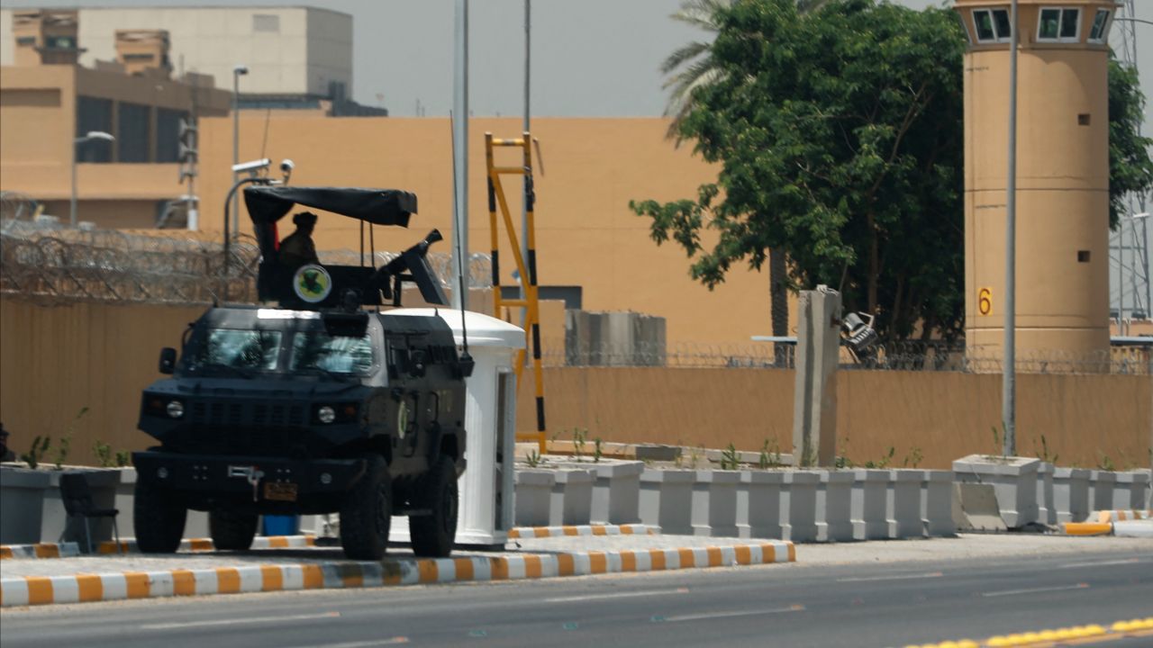 กลุ่มติดอาวุธเชื่อมโยงอิหร่านโจมตีนักการทูตสหรัฐฯ ในอิรักอีกครั้ง