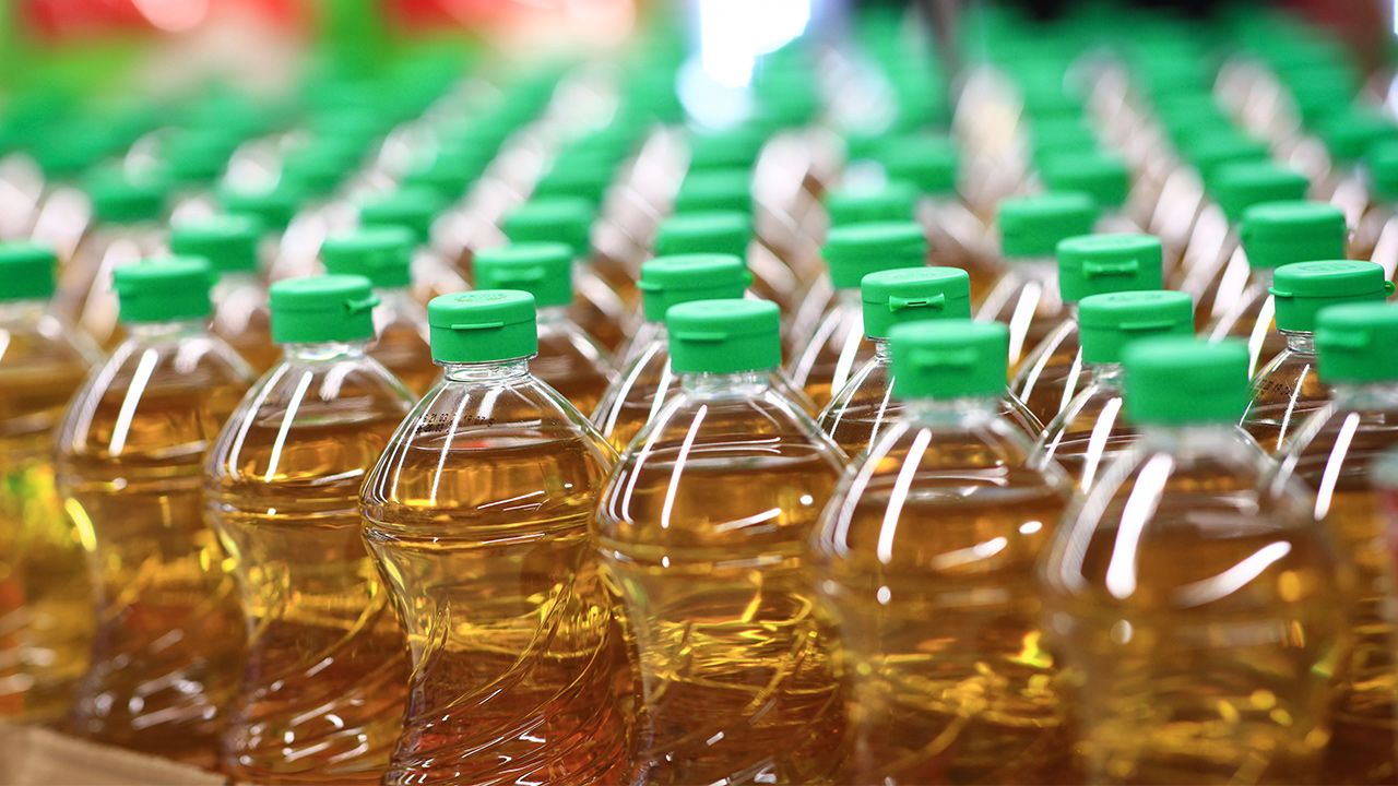 พาณิชย์ประกาศคุมส่งออกน้ำมันปาล์มดิบ เริ่ม 7 เม.ย. นี้