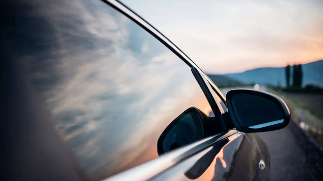 เลือกฟิล์มให้รถยนต์ไฟฟ้า ทำไมต้องใช้ฟิล์มกรองแสงแบบเฉพาะทาง?