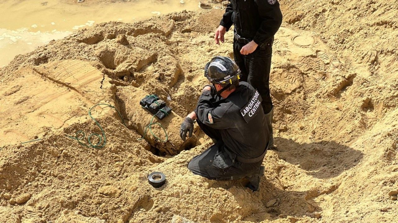 อพยพคนนับพัน จนท.ปารีสทำลายระเบิดยุคสงครามโลกครั้งที่ 2