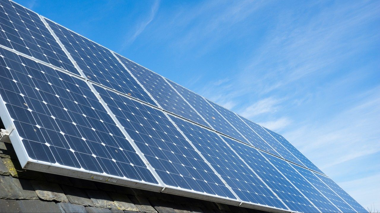 พลังงานแสงอาทิตย์บูมในปากีสถาน ครัวเรือน-เกษตรกรหันผลิตไฟใช้เอง หลังวิกฤติพลังงาน