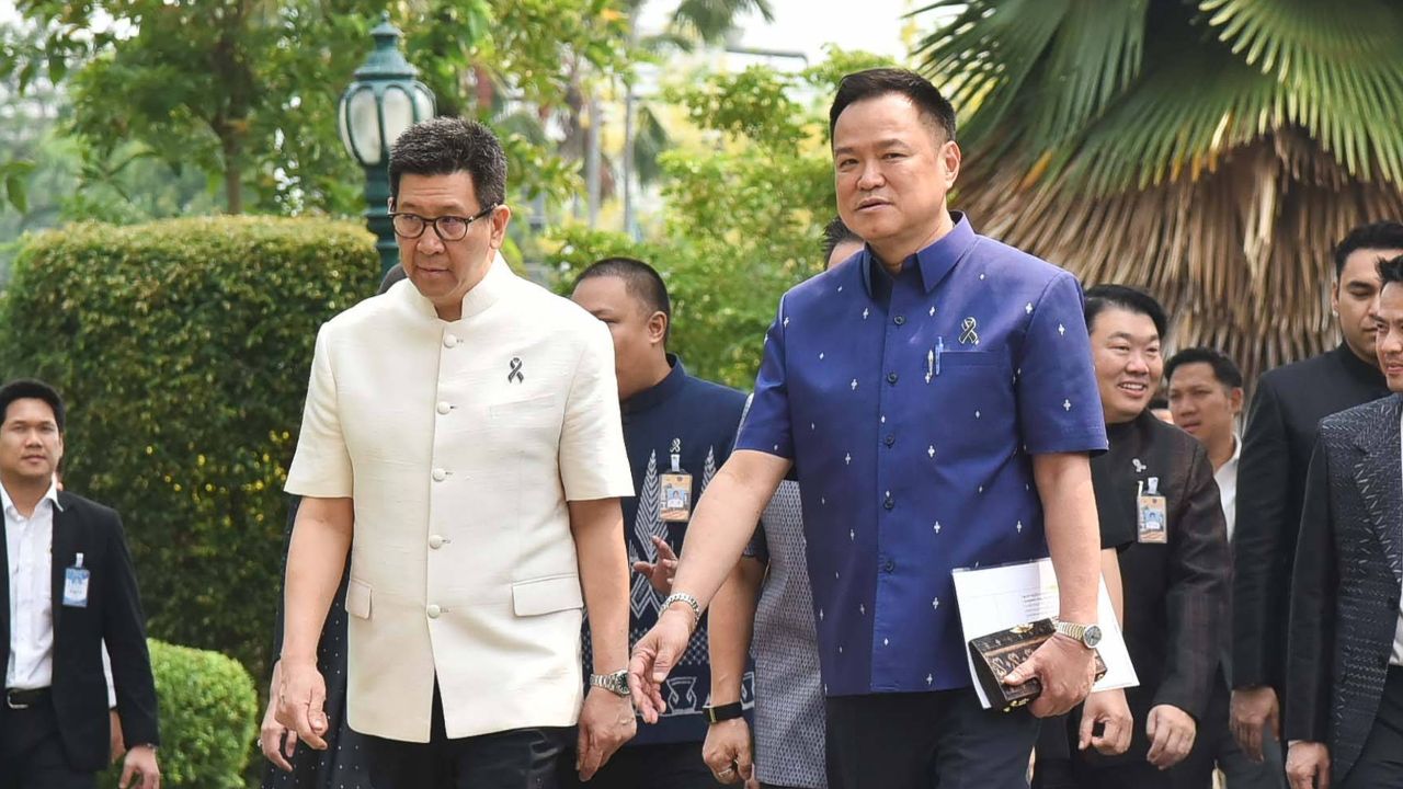 นายกฯ สั่งศึกษา พ.ร.ก.กู้เงิน-ขยายเพดานหนี้สาธารณะ รับมือหากวิกฤตรุนแรงขึ้น