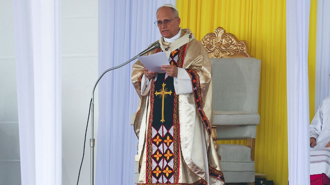 โป๊ปเลโอ ที่ 14 ซัด โลกกำลังถูกทำลายโดย “ทรราชเพียงไม่กี่คน” ที่ทุ่มงบมหาศาลทำสงคราม