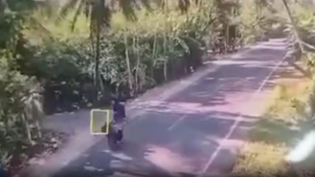 คนร้ายใช้อาวุธสงคราม ประกบยิง อส. เสียชีวิตก่อนเกษียณ ฉกปืนหลบหนี