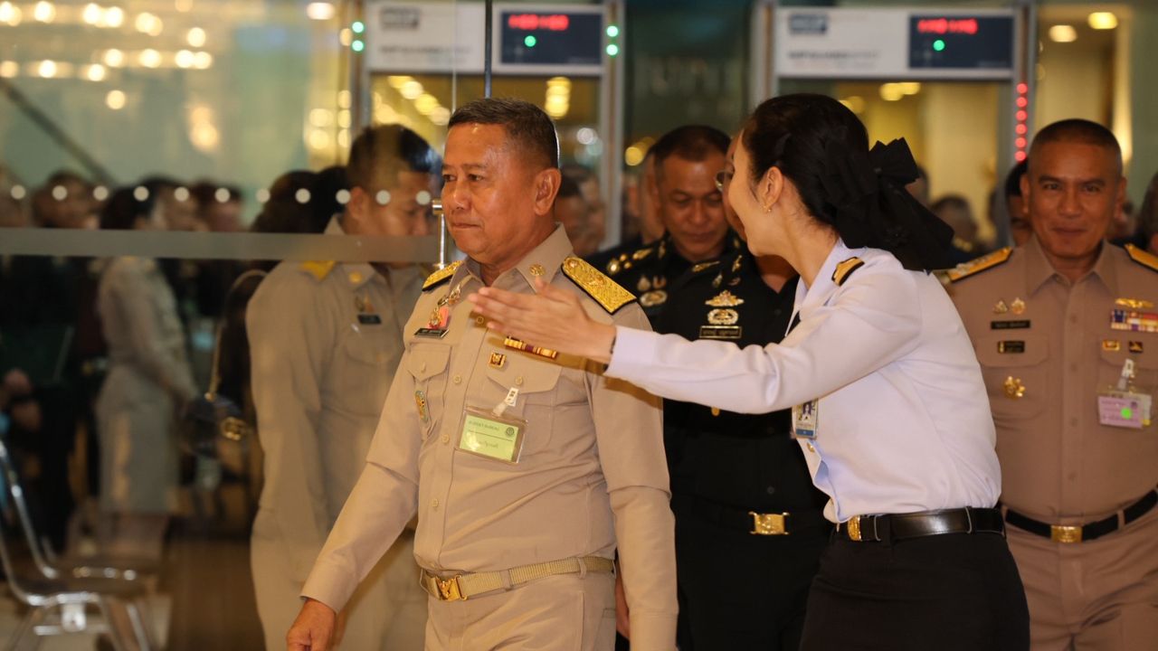 ดราม่า มทภ.4 จบแล้ว “อดุลย์” ขอรอฟังรายงาน ปมกัมพูชาสร้างบังเกอร์ชิดชายแดนสระแก้ว