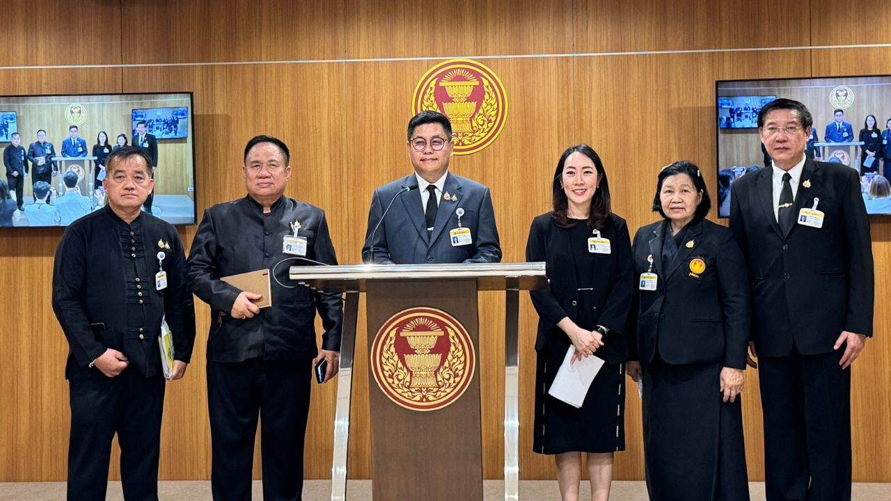 สว.ภาคเหนือ เรียกร้องรัฐบาลเร่งแก้วิกฤต PM2.5  จี้นายกฯ ดึง พ.ร.บ.อากาศสะอาดกลับเข้าสภาฯ