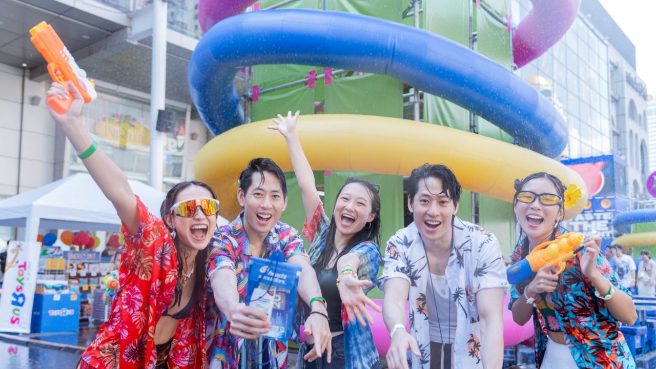 สงกรานต์ 2569 เซ็นทรัลเวิลด์คึกคัก จัดเต็มคอนเสิร์ตและสไลเดอร์ยักษ์ พร้อมแจกพิกัด 28 สาขาทั่วไทย