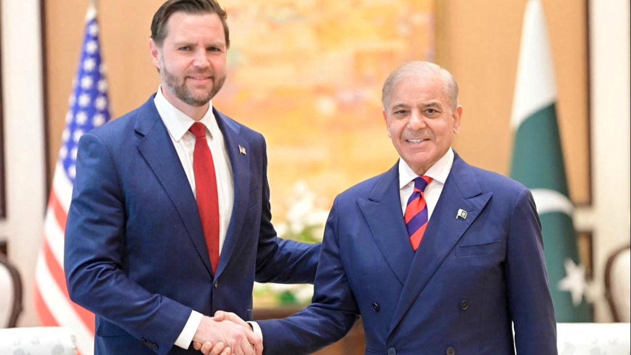 สหรัฐฯ และอิหร่านพบปะผู้นำปากีสถาน ก่อนเปิดการเจรจาที่สำคัญ