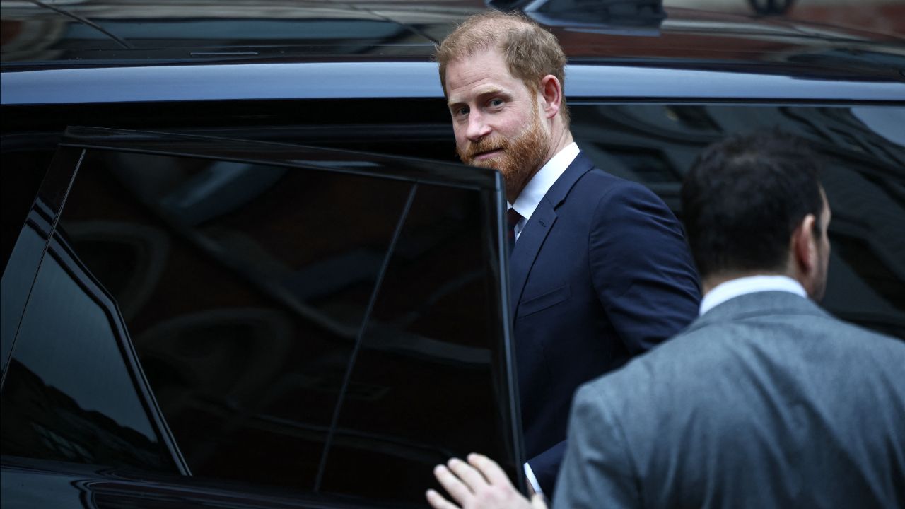 เจ้าชายแฮร์รี ถูกฟ้องหมิ่นประมาทโดยมูลนิธิที่ร่วมก่อตั้ง