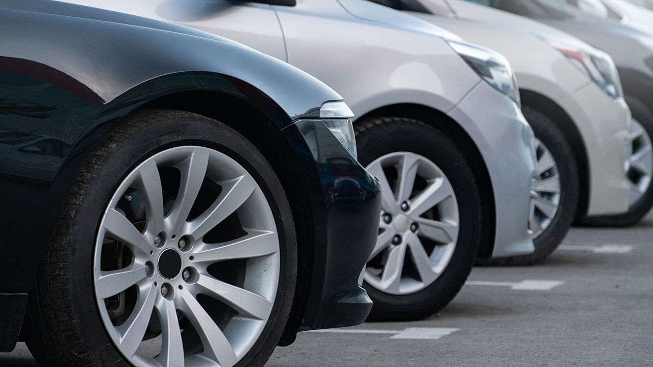 โครงการรถเก่าแลกรถใหม่ยังไม่มา แต่ "คลัง" ทำสินเชื่อดอกเบี้ยต่ำซื้อรถไฟฟ้า EV