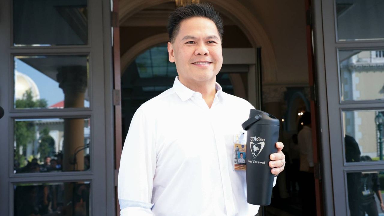 วราวุธ เปิดตัวมาตรการช่วยผู้ประกอบการ อัดฉีด 2 หมื่นล้านบาท สู้วิกฤตเศรษฐกิจ