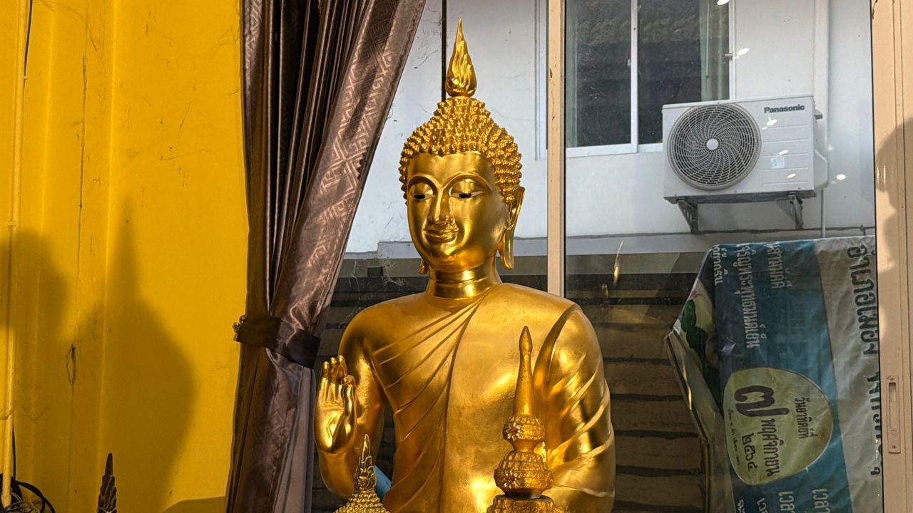 ช็อก! หล่อพระเกศทองคำ 50 บาท วัดดังปทุมธานี ตรวจเจอเป็นทองเหลือง