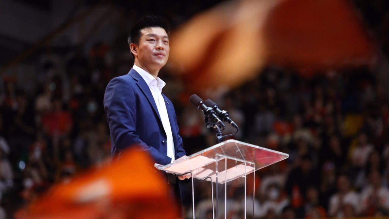 “เท้ง” ชี้ ไม่ว่าศาลฎีกามีคำสั่งแบบใด 10 สส.ปชน. ต้องได้ปฏิบัติหน้าที่ต่อ