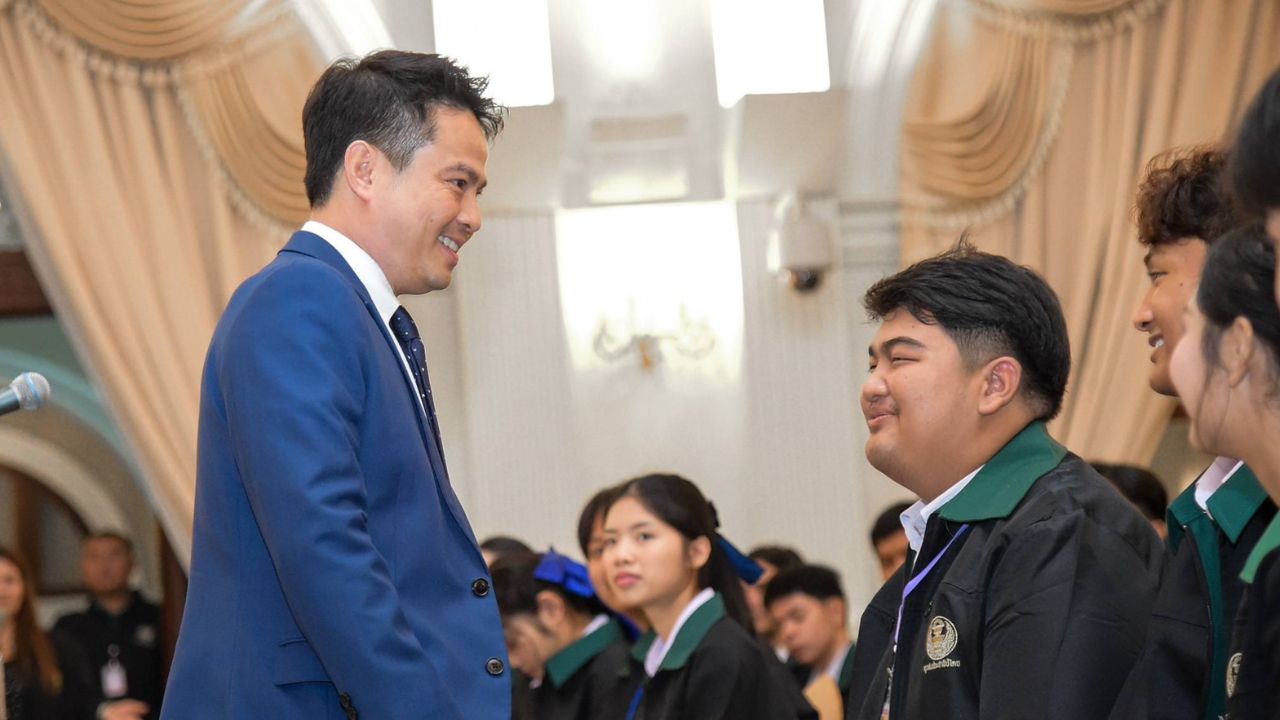 “ภราดร” ให้โอวาทคณะยุวชน ปชต. ย้ำเก็บประสบการณ์ หวังเห็นเข้าสู่สภา ร่วมทำประเทศเข้มแข็ง