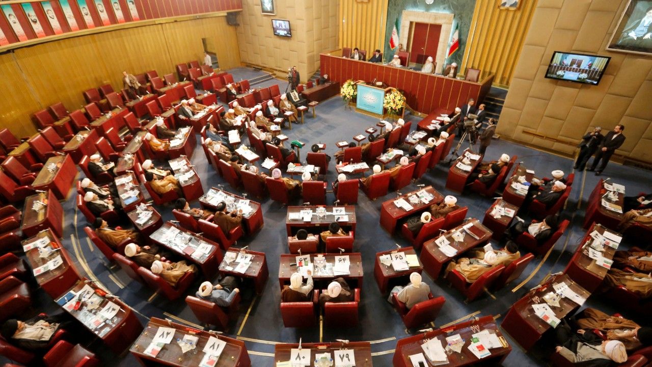 อิหร่านเลือกผู้นำสูงสุดคนใหม่ แต่ยังไม่เปิดเผยชื่อ