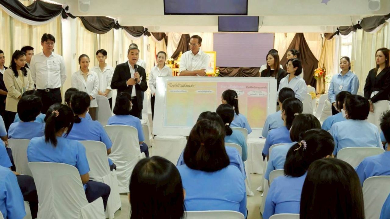 พรรคประชาธิปัตย์เปิดแคมเปญ "Hope to Her" คืนโอกาสให้ผู้หญิงหลังกำแพง