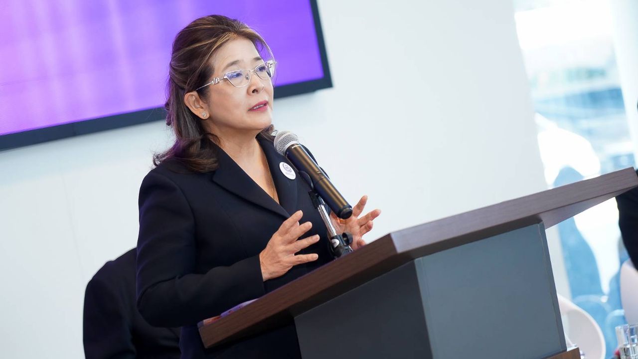 “สุดารัตน์” แนะนายกฯนั่งประธานวอร์รูมรับมือวิกฤตพลังงานด้วยตัวเอง