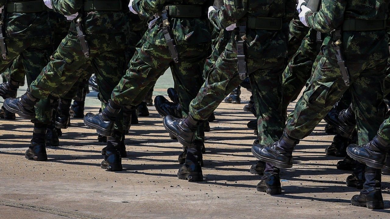 ทบ.-ทร. ขานรับมาตรการประหยัดพลังงาน WFH สลับเข้าเวร ชะลอไป ตปท. ยกเว้นภารกิจสำคัญ