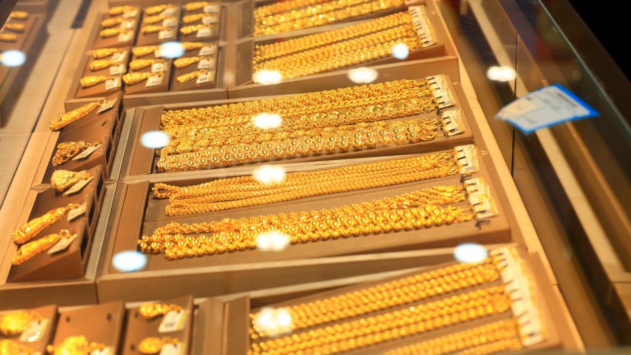 ราคาทองรูปพรรณวันนี้ ราคาทองแท่ง 11 มี.ค. 69 ปิดตลาด ปรับ 16 ครั้ง เช็กราคาทองล่าสุด