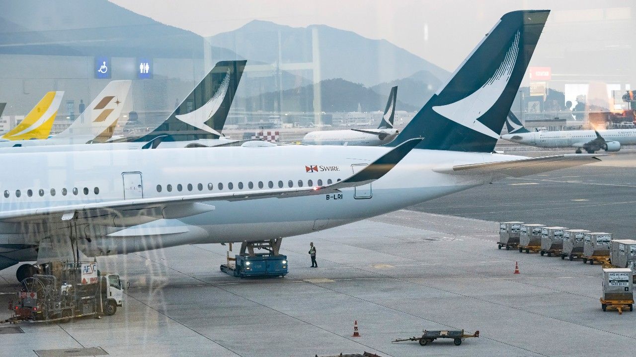 "คาเธ่ย์ แปซิฟิค" ขึ้นค่าธรรมเนียมเชื้อเพลิงเกือบเท่าตัว เซ่นพิษสงครามอิหร่านทำราคาน้ำมันพุ่ง