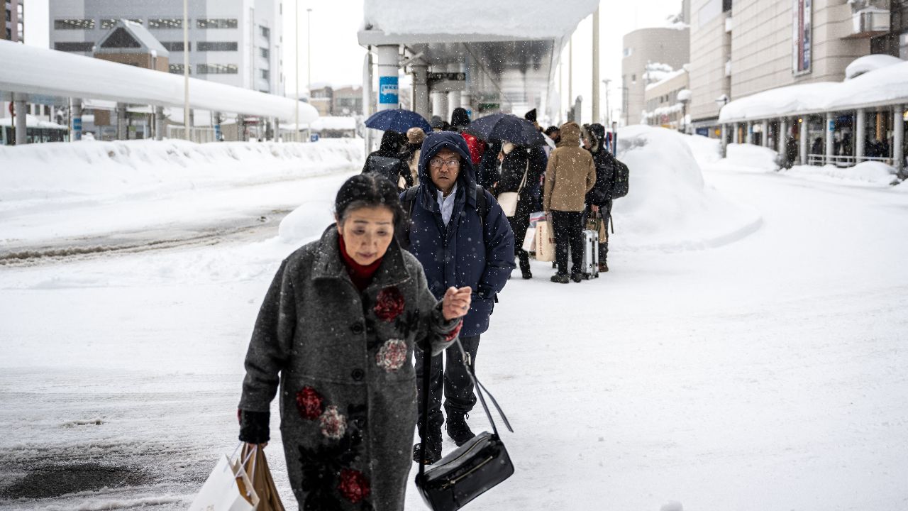 ญี่ปุ่นเตือนภัยพายุหิมะตกหนักต่อเนื่องถึงวันอาทิตย์