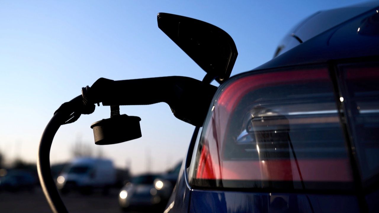 อายุการใช้งานรถยนต์ไฟฟ้า: เทียบกับรถสันดาปภายใน