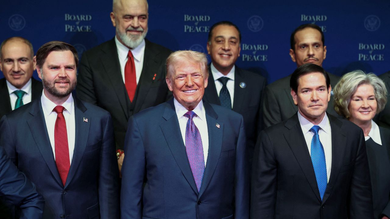 ทรัมป์เปิดการประชุมคณะกรรมการสันติภาพ มอบเงินช่วยกาซา 7 พันล้านดอลลาร์