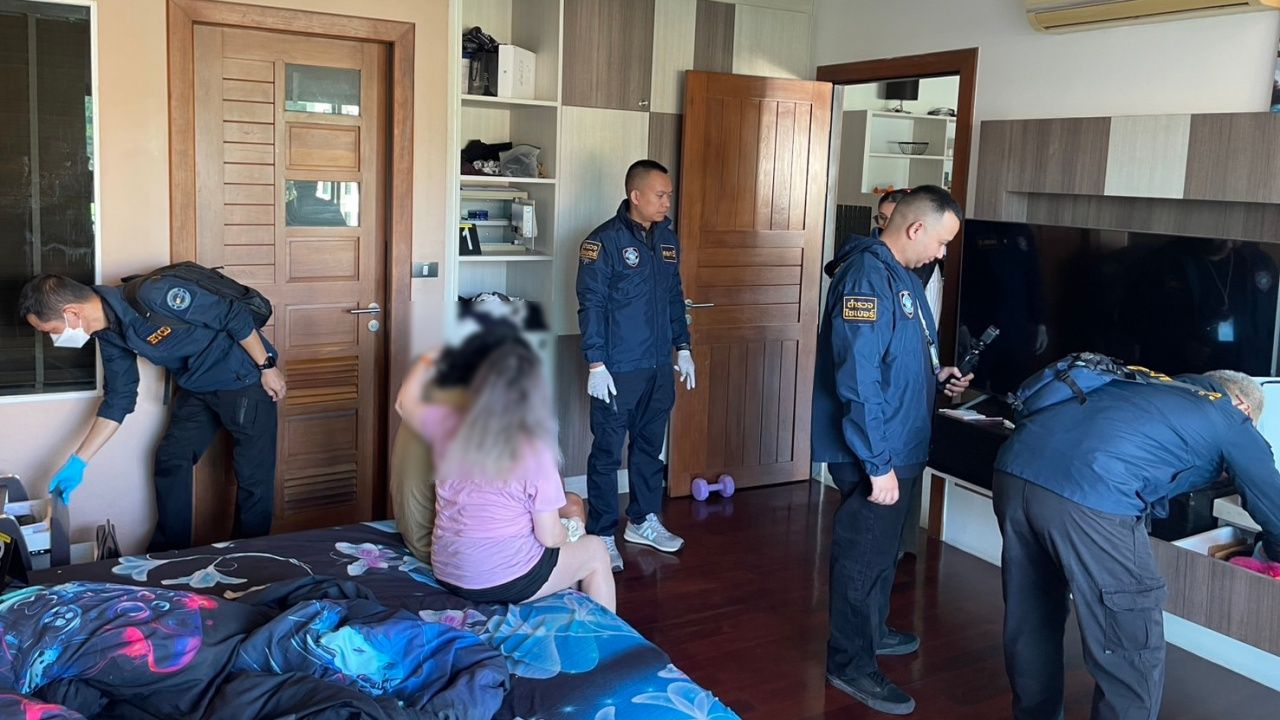 ตำรวจไซเบอร์จับกุมหญิงยูเครนหลบหนีคดีโกงแชร์ลูกโซ่ในภูเก็ต