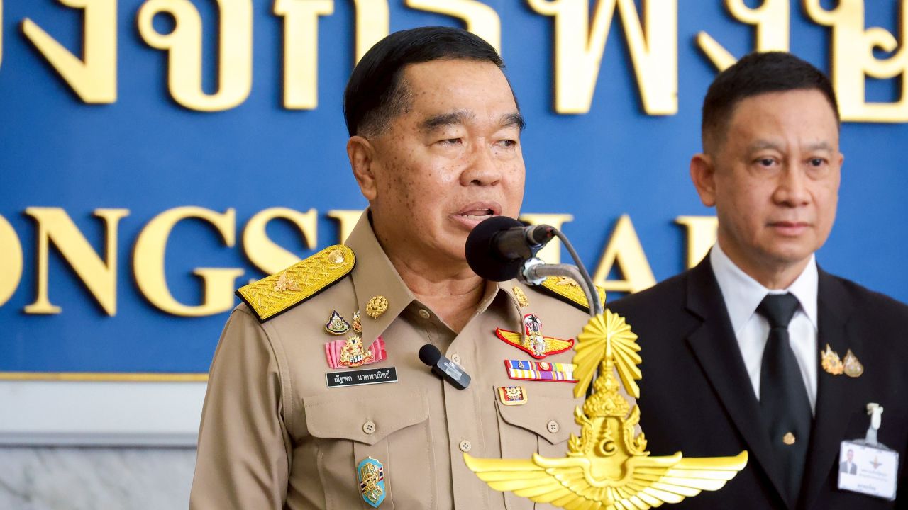 พล.อ.ณัฐพล ยืนยันยังไม่ถูกทาบร่วม ครม.ใหม่ แถลงปมช้อนในเถ้ากระดูก