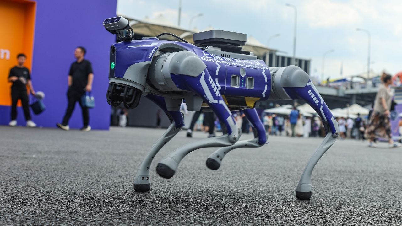 มหาวิทยาลัยอินเดียถูกวิพากษ์ หลังอ้างหุ่นยนต์สุนัขจากจีนเป็นผลงานของตน