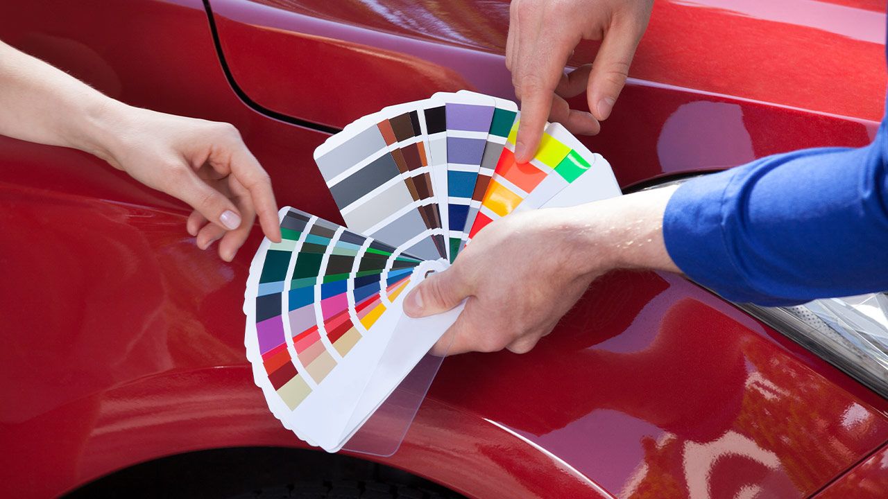 สีรถมงคลปีม้าไฟ 2569 หมอดูแนะสีขาว-แดง-เทา-เหลือง-น้ำเงิน-ดำ นำโชค