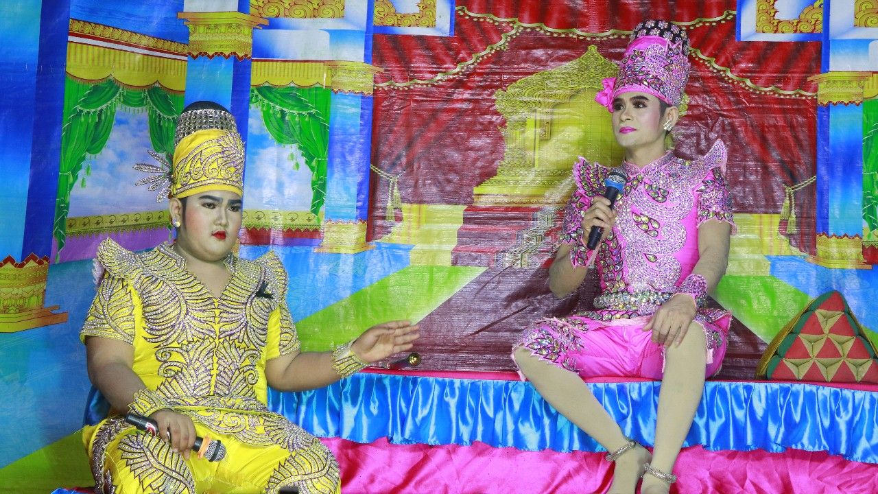 น้องออม หนุ่มน้อยวัย 15 สานฝันในลิเก หลังได้รับการสอนจากครูชื่อดัง