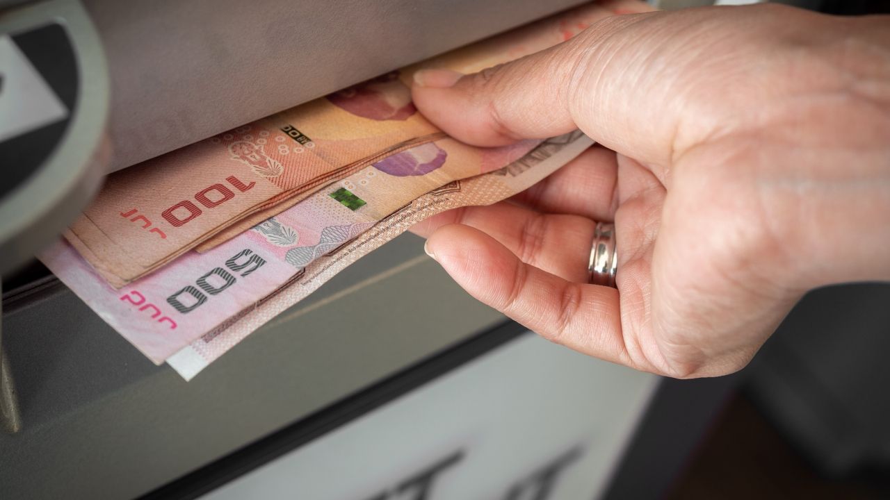 ตรวจสอบวันจ่ายเงินเดือนข้าราชการและเงินบำนาญเดือนกุมภาพันธ์ 2569