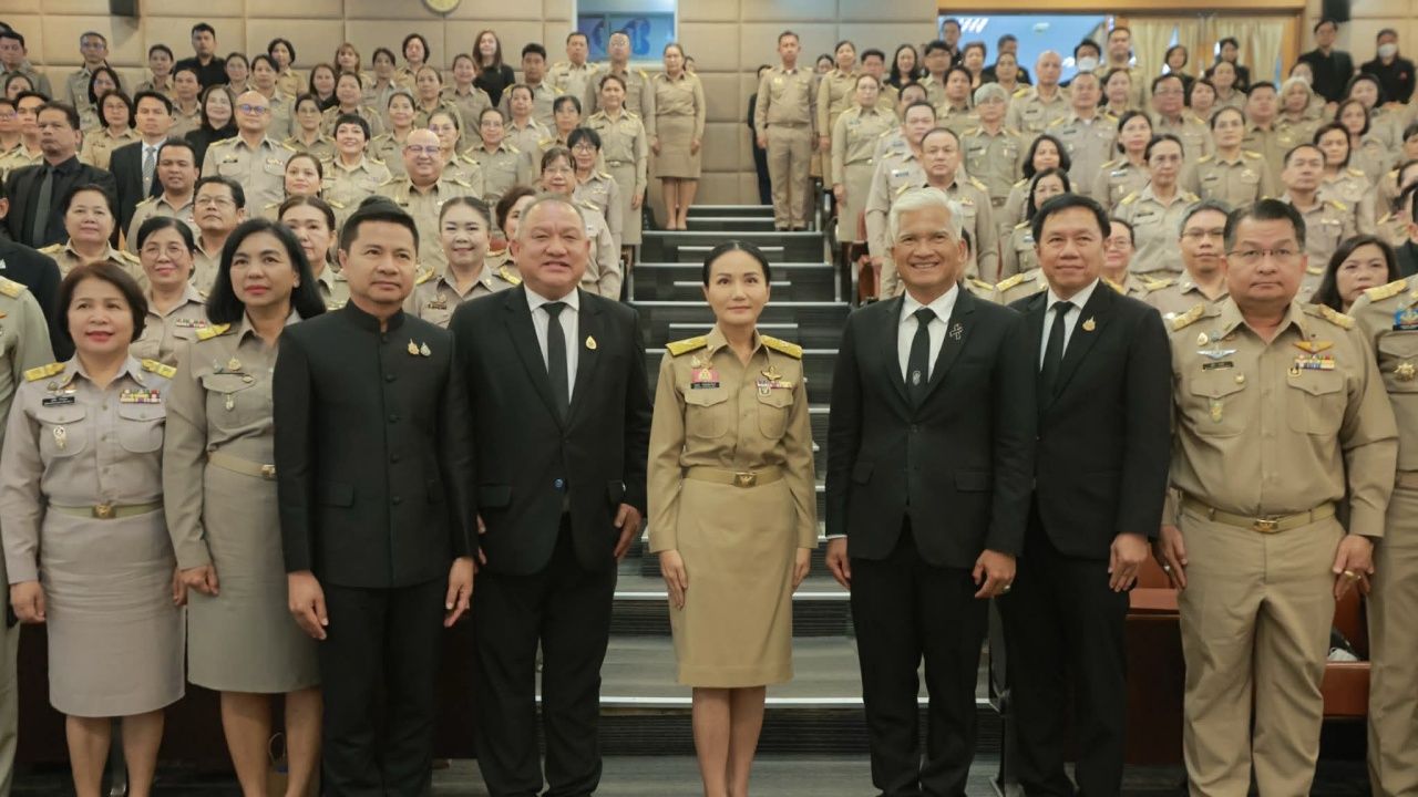 รมว.นฤมล ยืนยันการบูรณาการระบบการศึกษา เน้นบทบาทครูสำคัญในการผลิตเด็ก