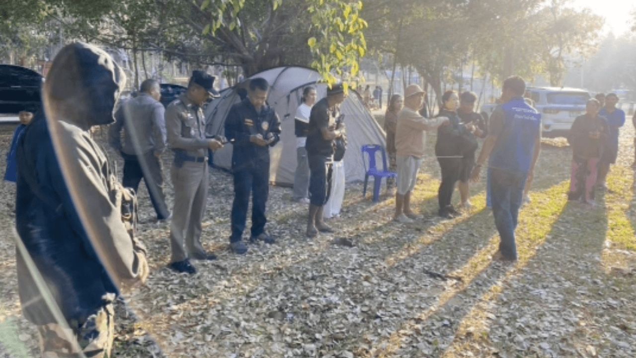 ช้างป่าเขาใหญ่ทำร้ายนักท่องเที่ยว เสียชีวิต 1 ราย