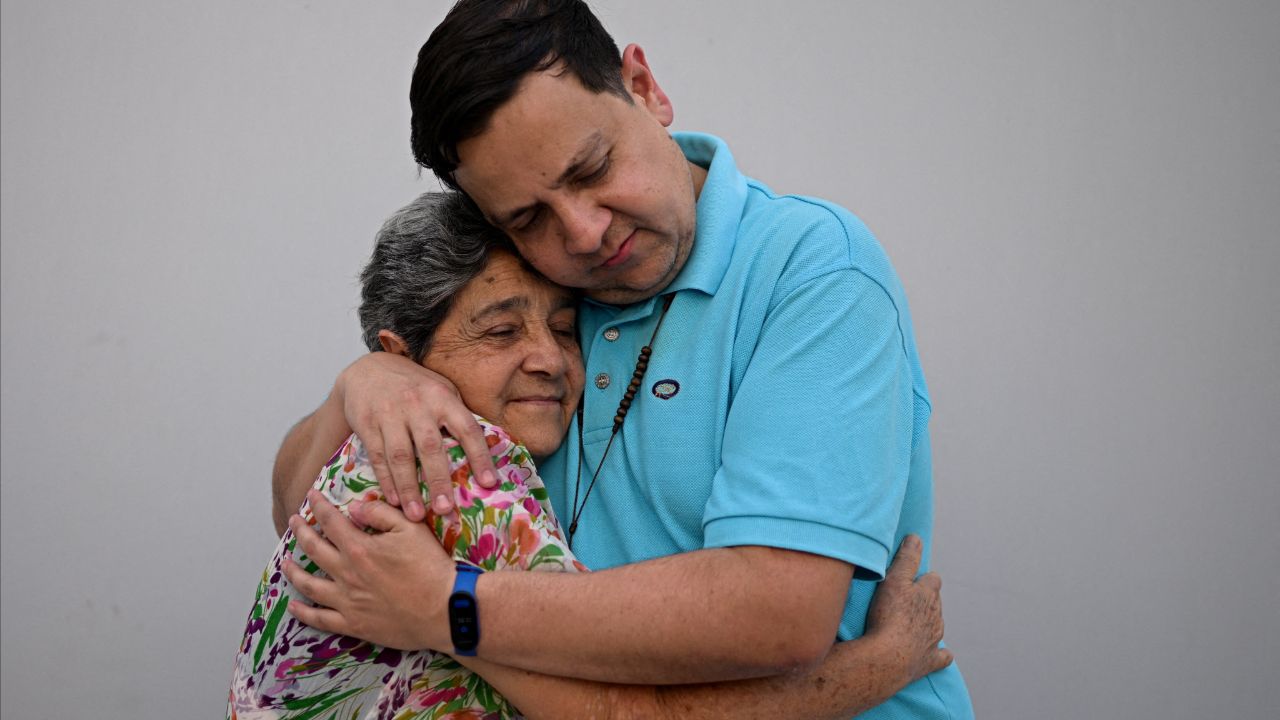 เวเนซุเอลาปล่อยตัวนักเคลื่อนไหวฝ่ายขวาคนดัง เตรียมปิดเรือนจำอื้อฉาว